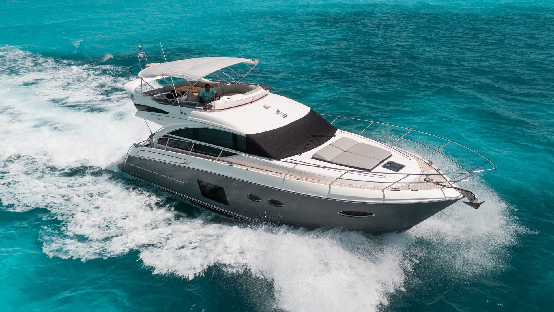 My Queen - 52 ft Princess — Mega Yachts Cancun