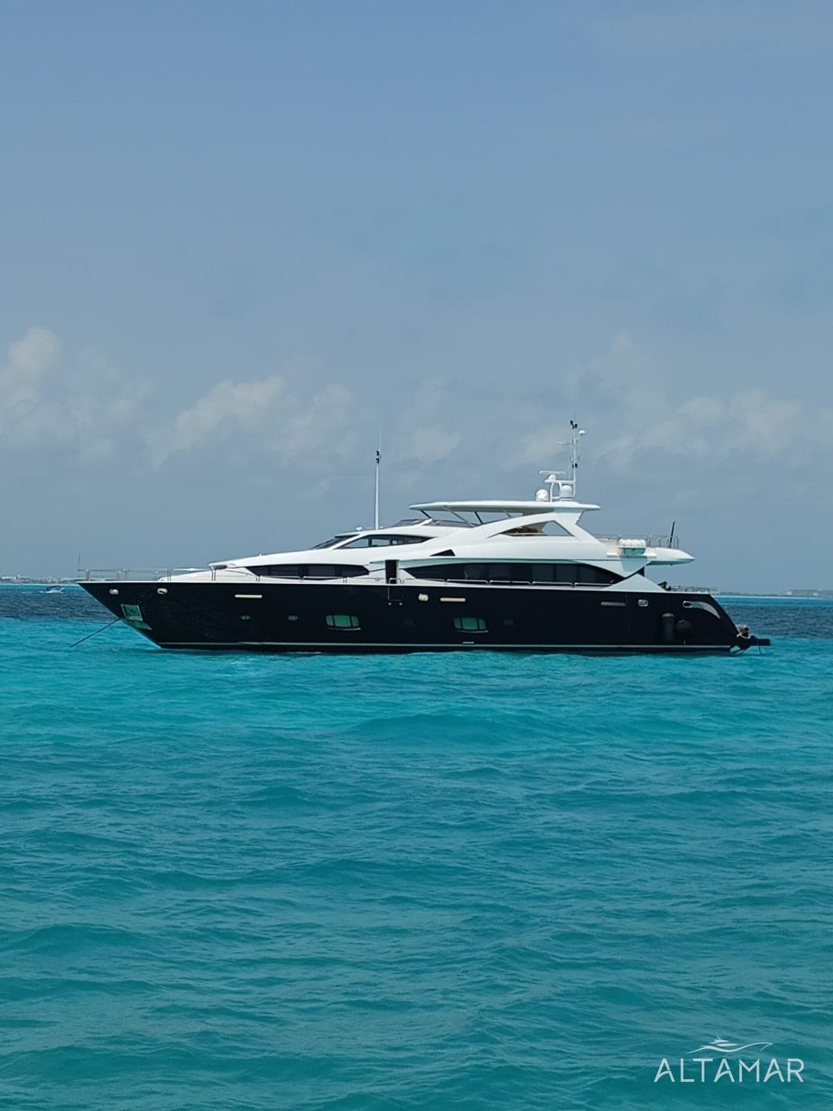 Viva La Vida - 120ft Sunseeker — Mega Yachts Cancun
