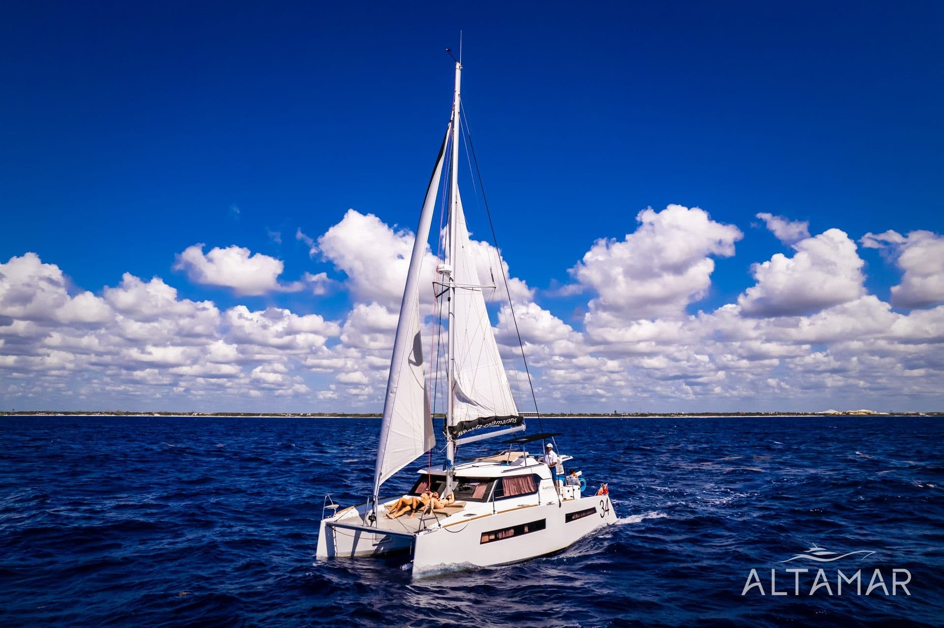 Aventura - 34 ft Catamaran — Catamarans Puerto Aventuras